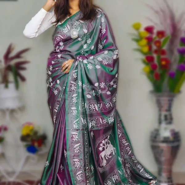 Elegant Drape with Heritage Kantha on Luxurious Silk-Dwal Tone Saree
