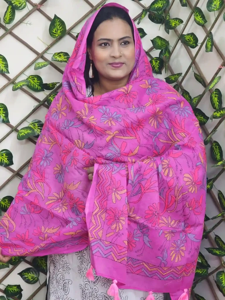 Hater Kajer Orna – Traditional Cotton Dupatta for Prayer & Gift