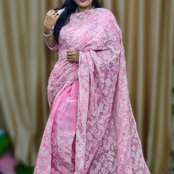 Buy Elegant Baby Pink Handwoven Designer Saree Online – Pure Moslin, Lightweight & Comfortable