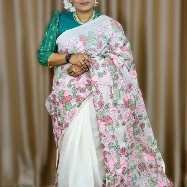 Buy Elegant White Handwoven Cotton Saree Online – Pure Cotton, Lightweight & Comfortable