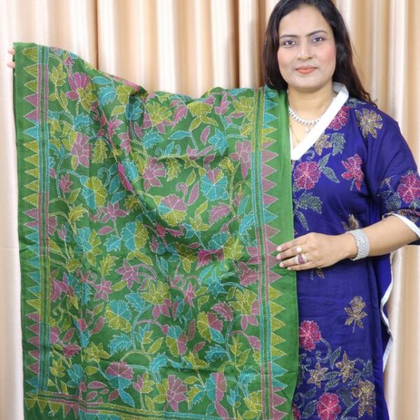 Green Hand Made Orna-Ar Unique