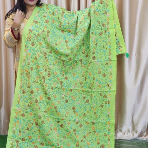 হাতের সেলাইয়ের তৈরী সুতি গ্রীন ওড়না