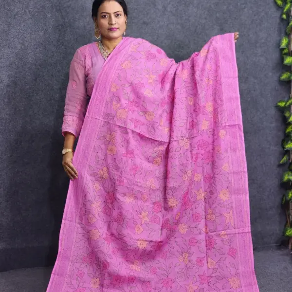 হাতের কাজের গোলাপি সুতি ওড়না