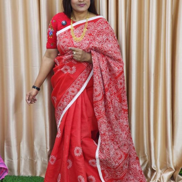 Hater Kajer Lal Ronger Lucknow Stitch Saree