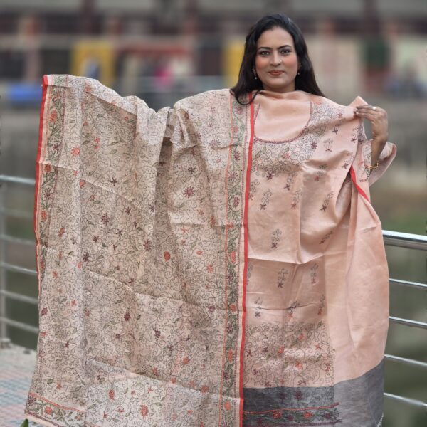 Misti Hater Kajer Dess