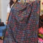 black dupatta